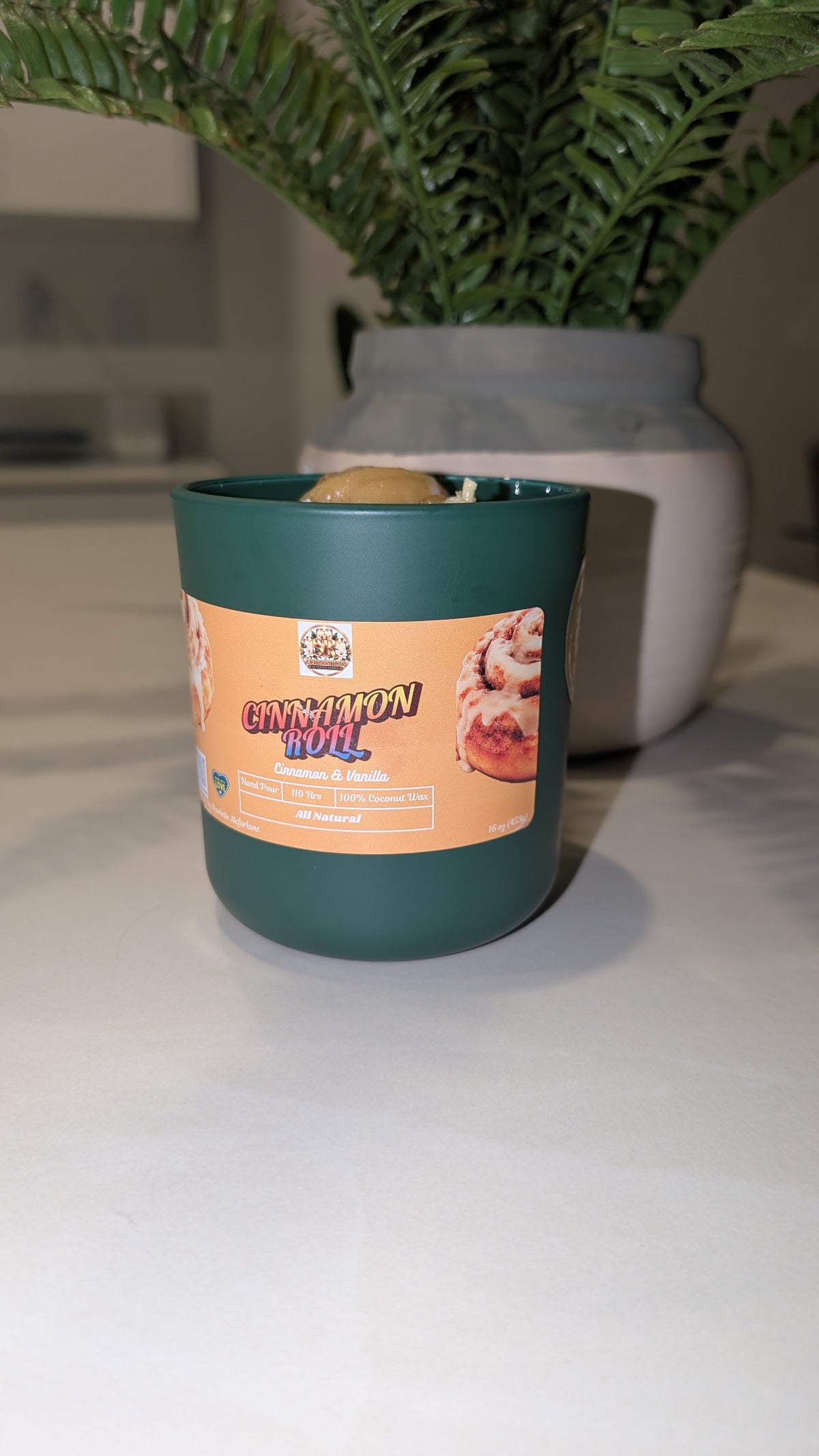Cinnamon Roll Scented Candle